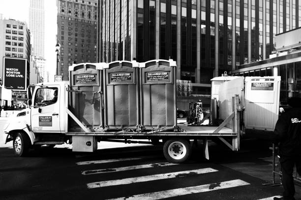 Best Portable restroom trailer rental  in Willow Grove, TX